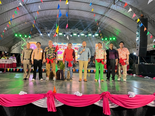 งานเทศกาลปิดกรีดอำเภอนาบอน ครั้งที่ 40 ประจำปี 2567 (การประกวดรำวงเวียนครก)