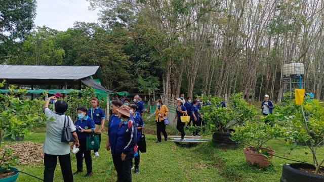 กิจกรรมโรงเรียนผู้สูงอายุ อบต.นาบอน